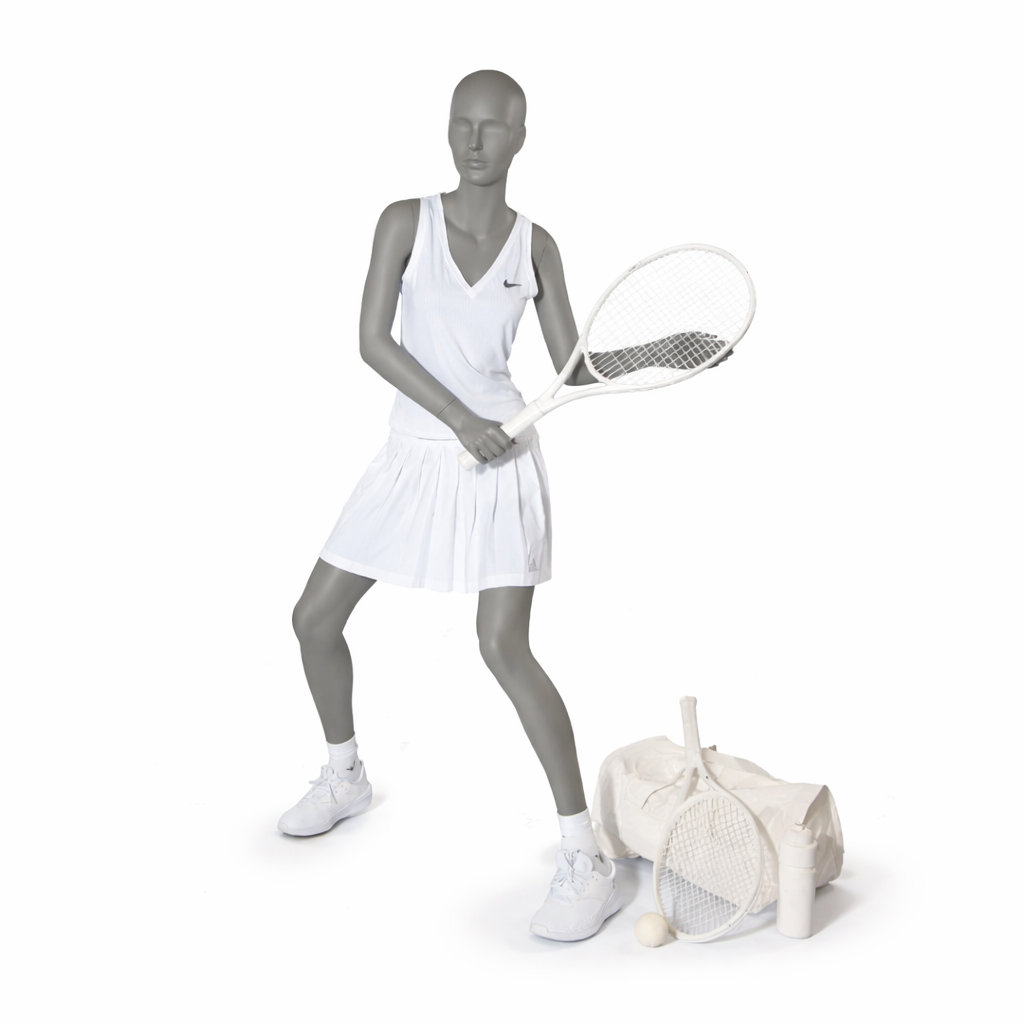 Schaufensterpuppe Frau Tennis