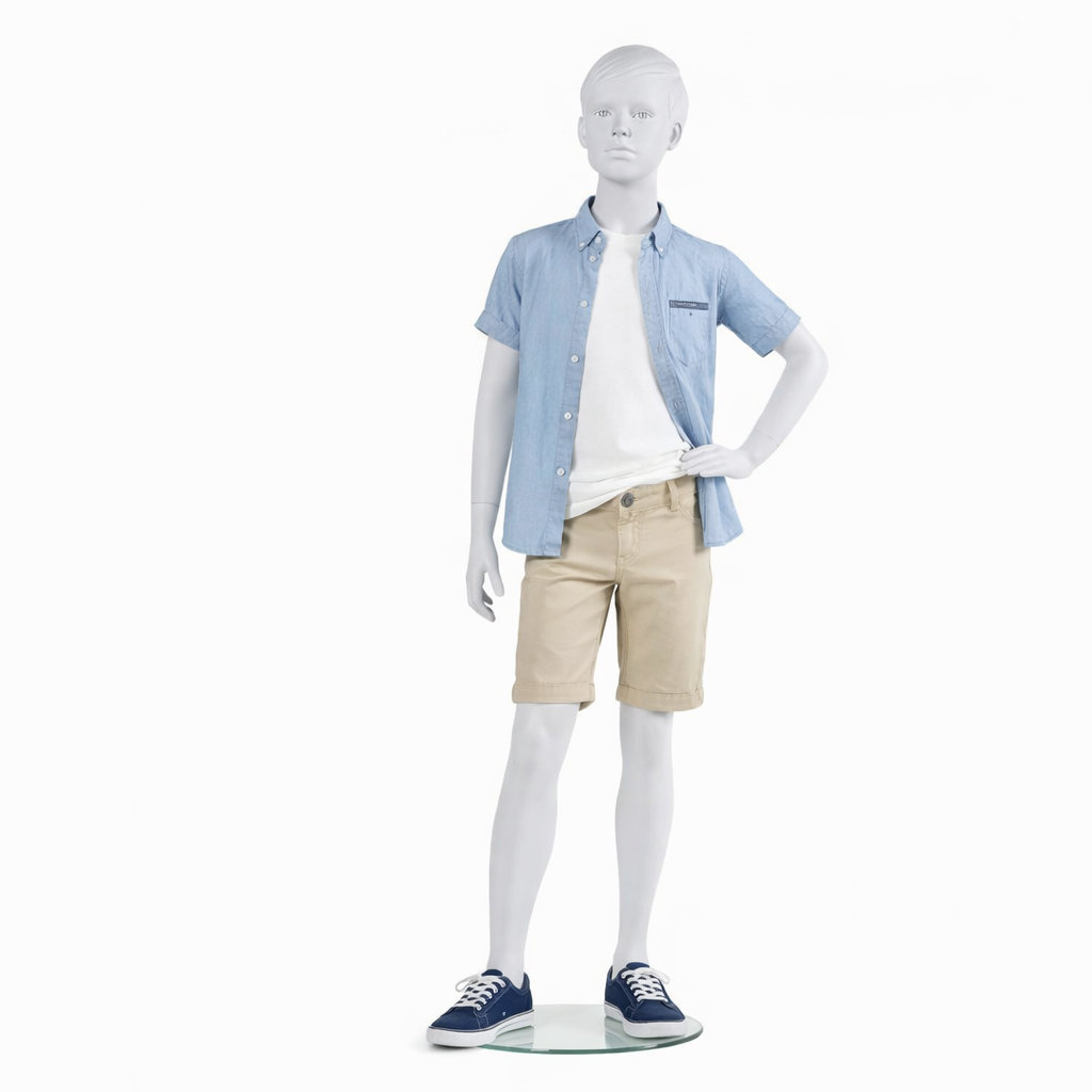 Schaufensterpuppe weiß Junge