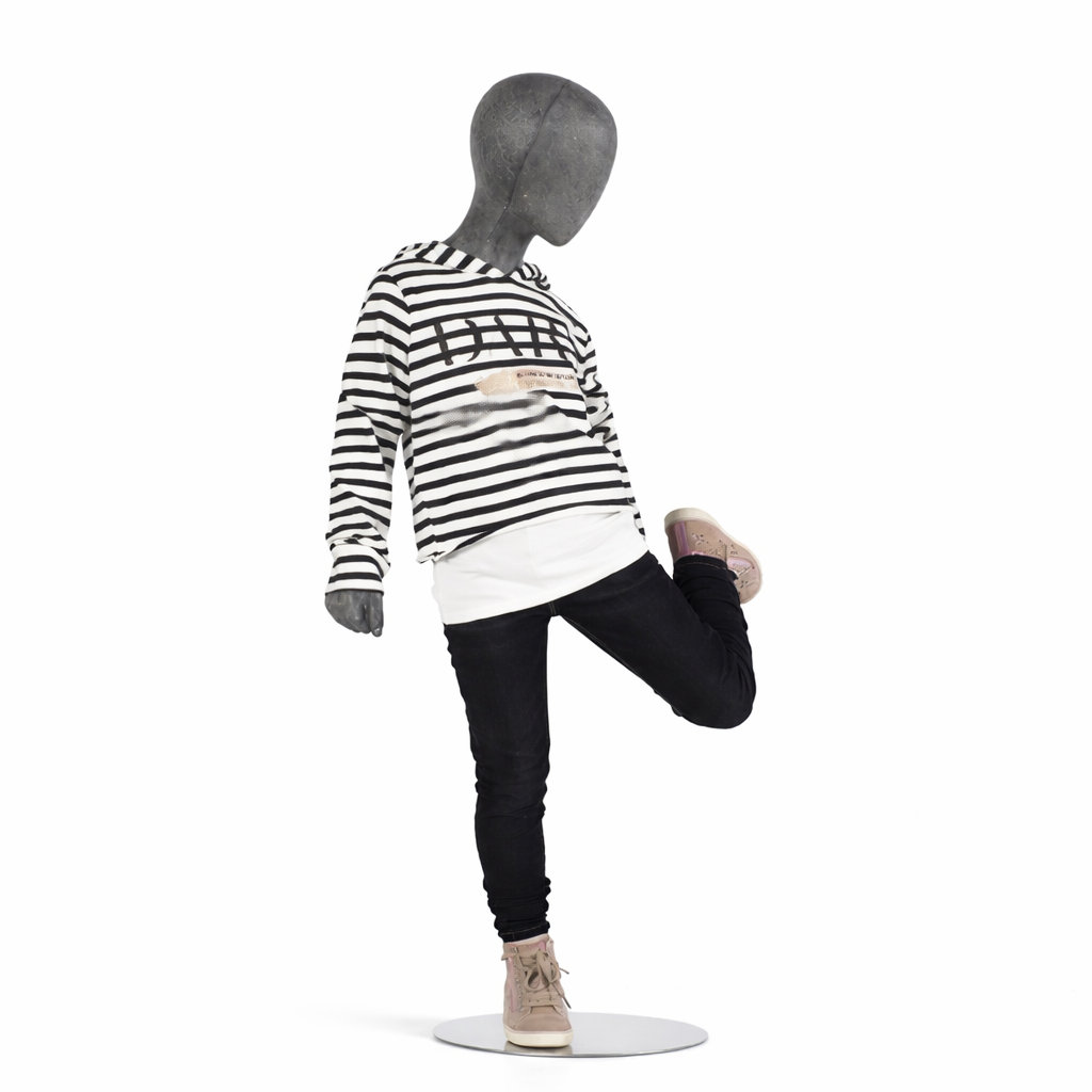 Schaufensterpuppe Kind modern