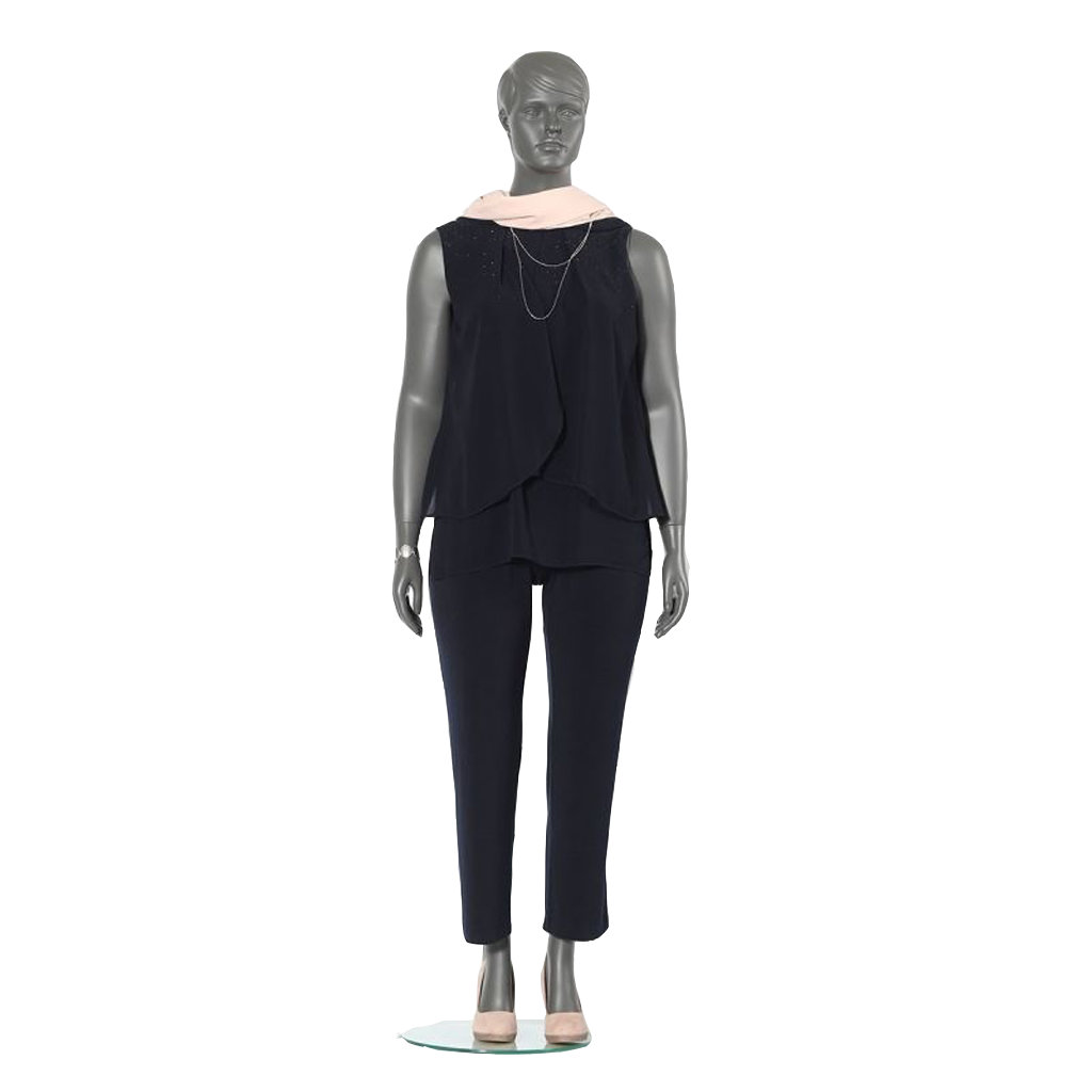 Weibliche Schaufensterpuppe XXL