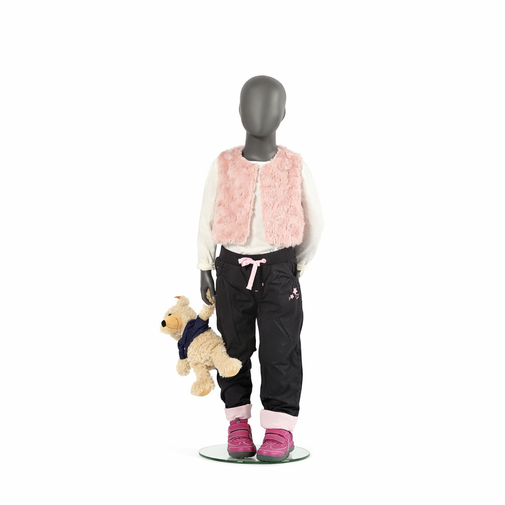 Abstrakte Schaufensterpuppe kindlich